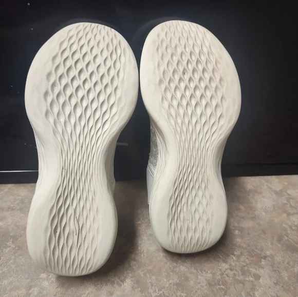 Gray Knit Sneakers Size 6 Women's You By Skechers Walk - Picture 5 of 6